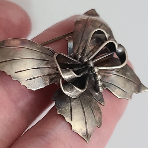 Vintage Hobe Sterling Silver Butterfly Brooch 3D 925 7g RARE estate Vtg - Picture 3 of 6